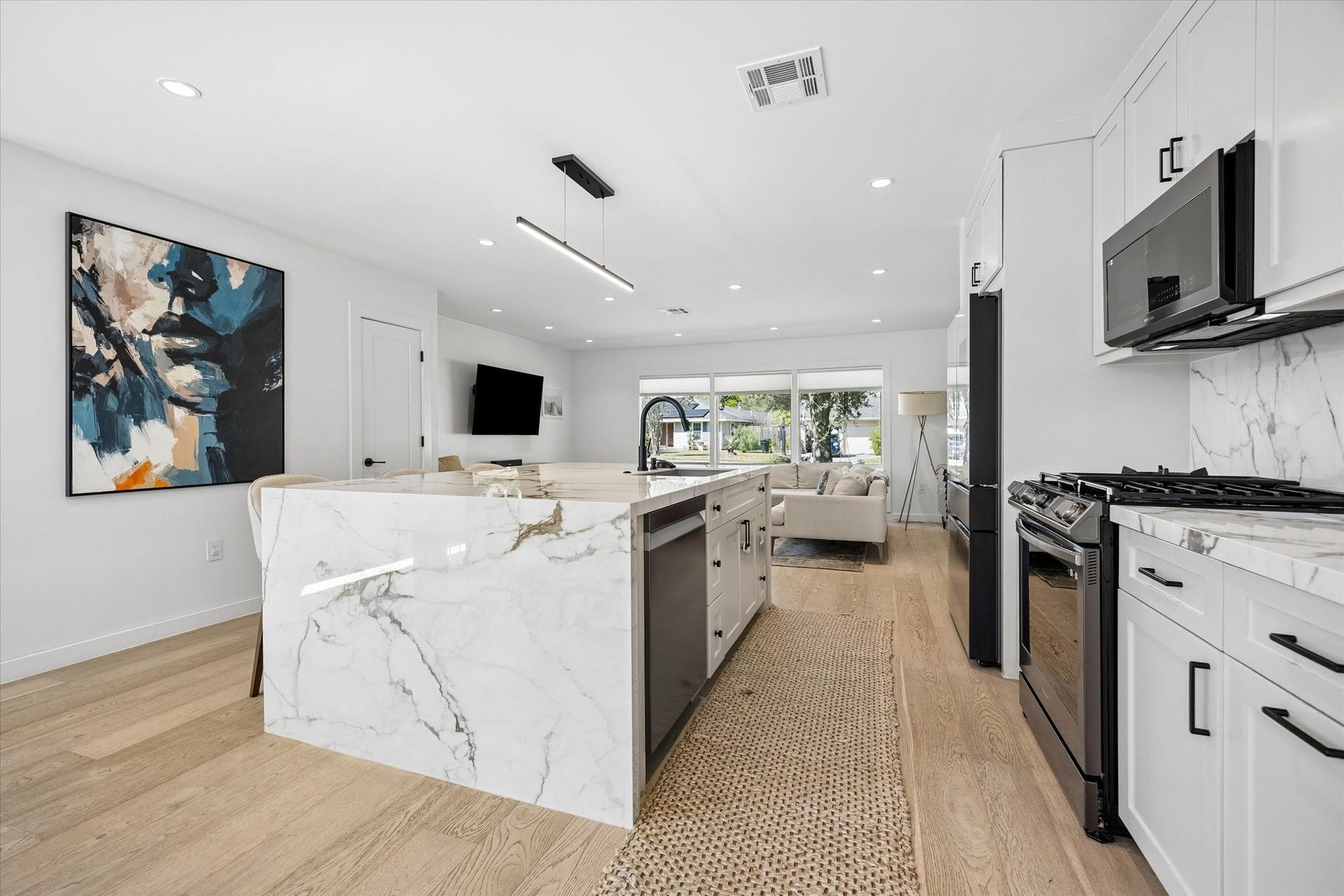 3027 Stanton Street, Houston, TX 77025 3027 Stanton Street, Houston, TX 77025