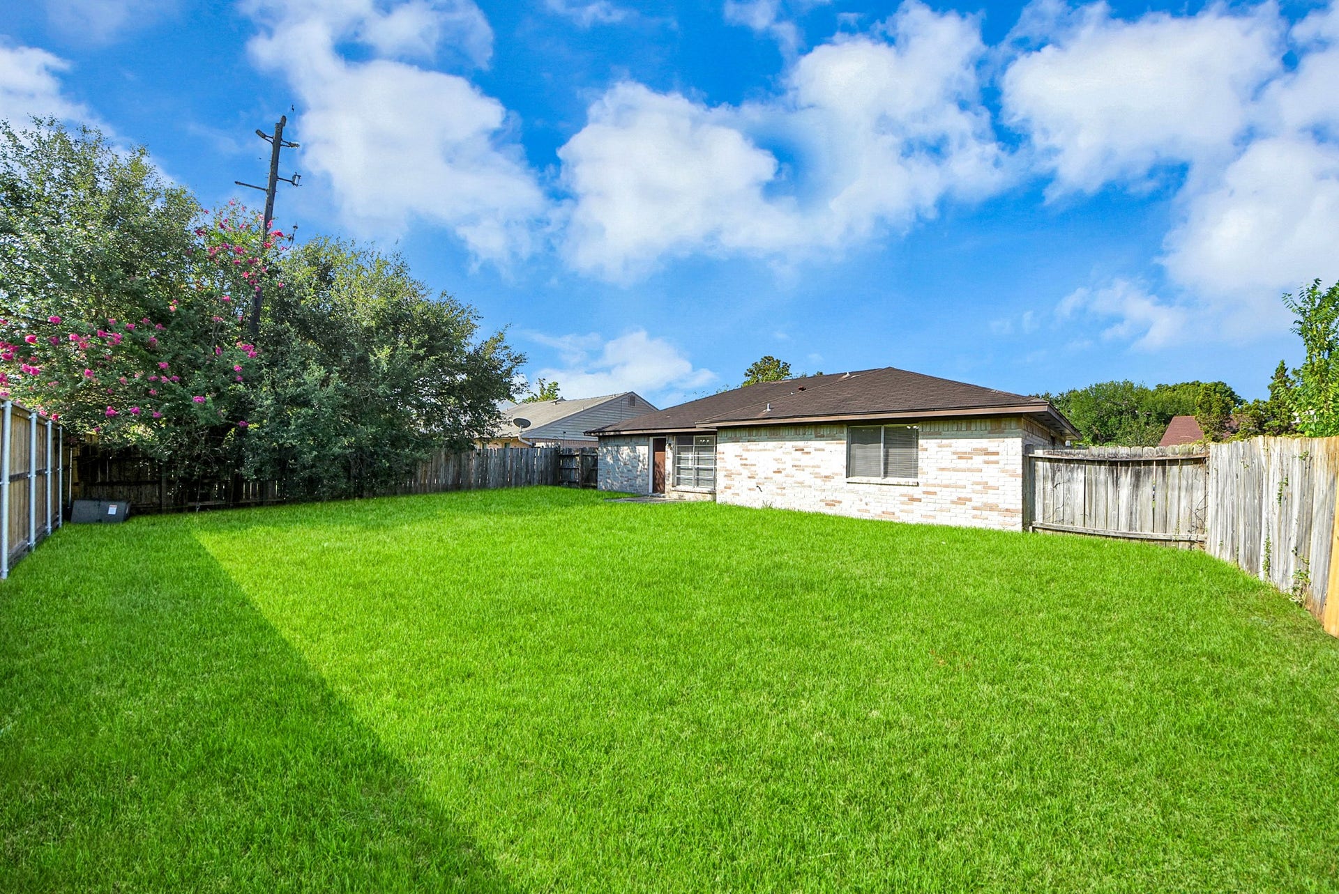 1911 Hammerwood Drive, Missouri City, TX 77489 1911 Hammerwood Drive, Missouri City, TX 77489