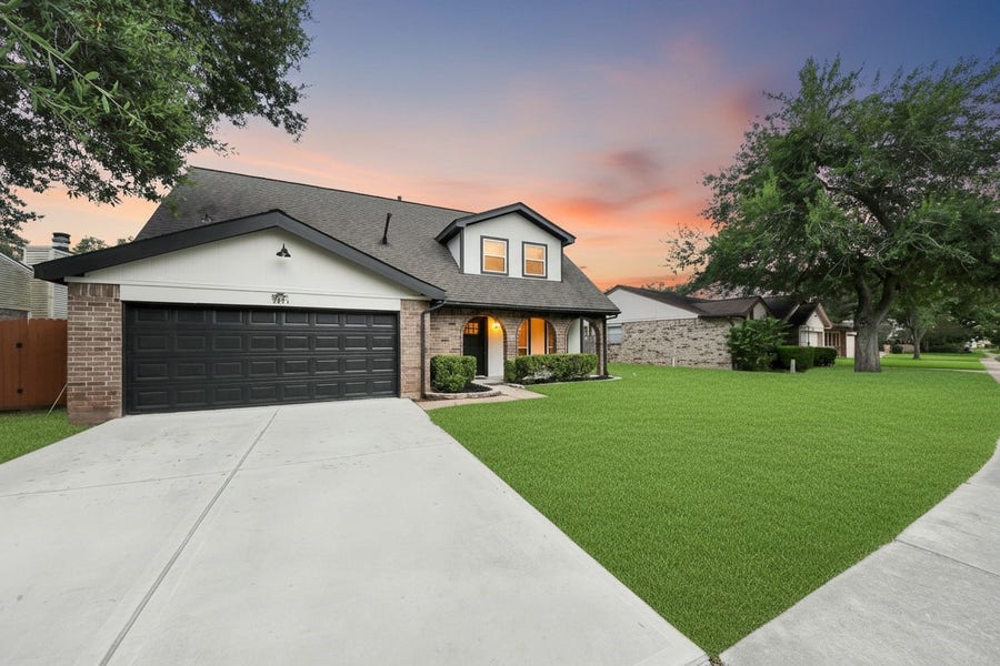 Property photo for 3234 Pebble Lake Drive, Sugar Land, TX