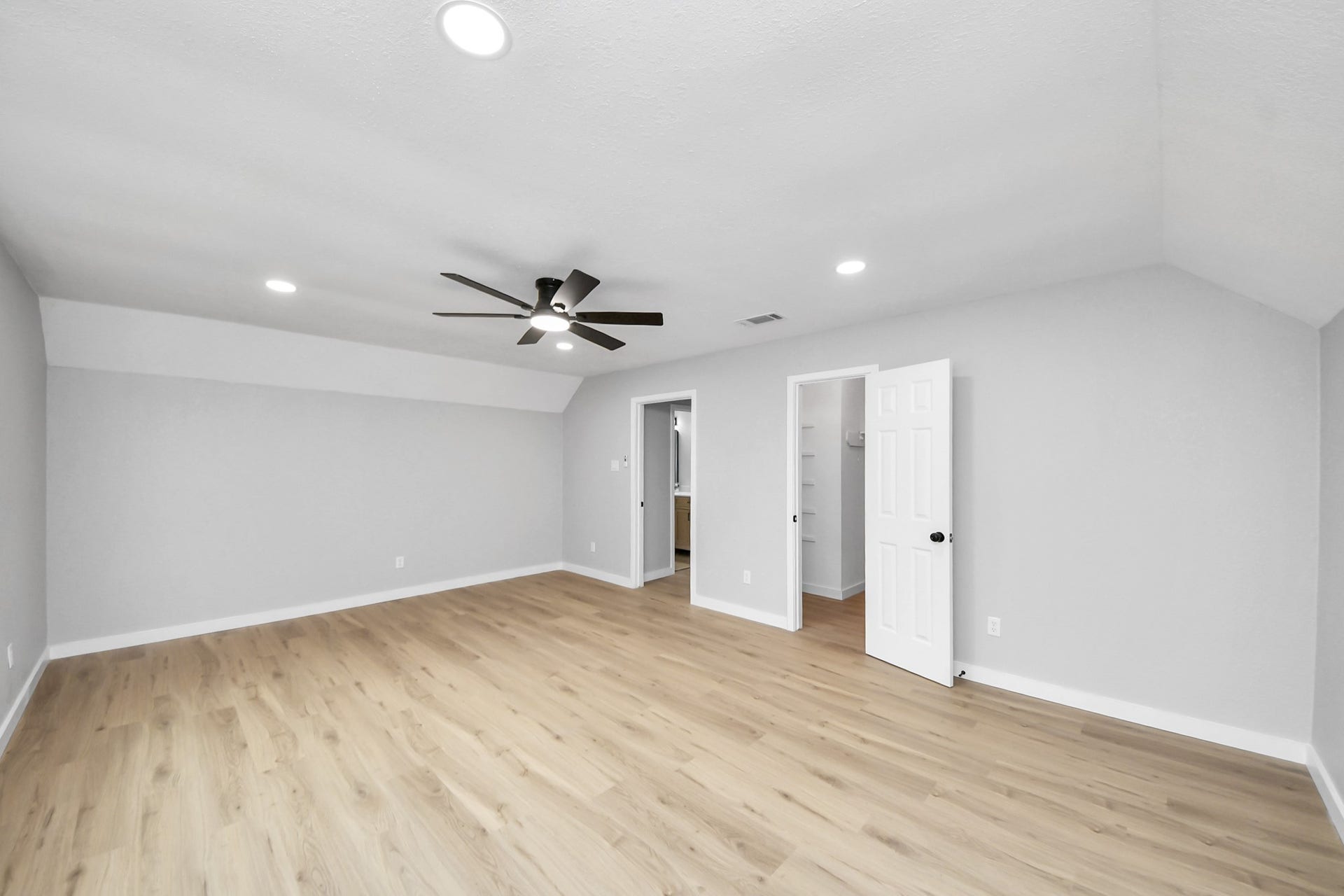 3234 Pebble Lake Drive, Sugar Land, TX 77479 Another view of spacious 5th bedroom