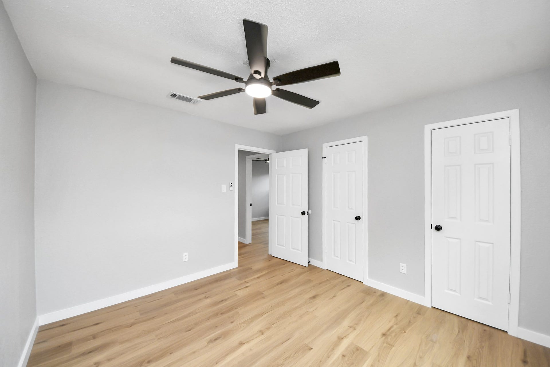 3234 Pebble Lake Drive, Sugar Land, TX 77479 Another view of bedroom 2