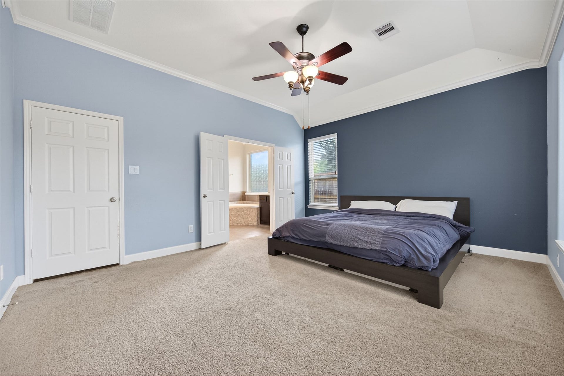 19610 Pecos Bend Court, Cypress, TX 77433 This bed is king size, so you can imagine what all you can fit inside this primary.
