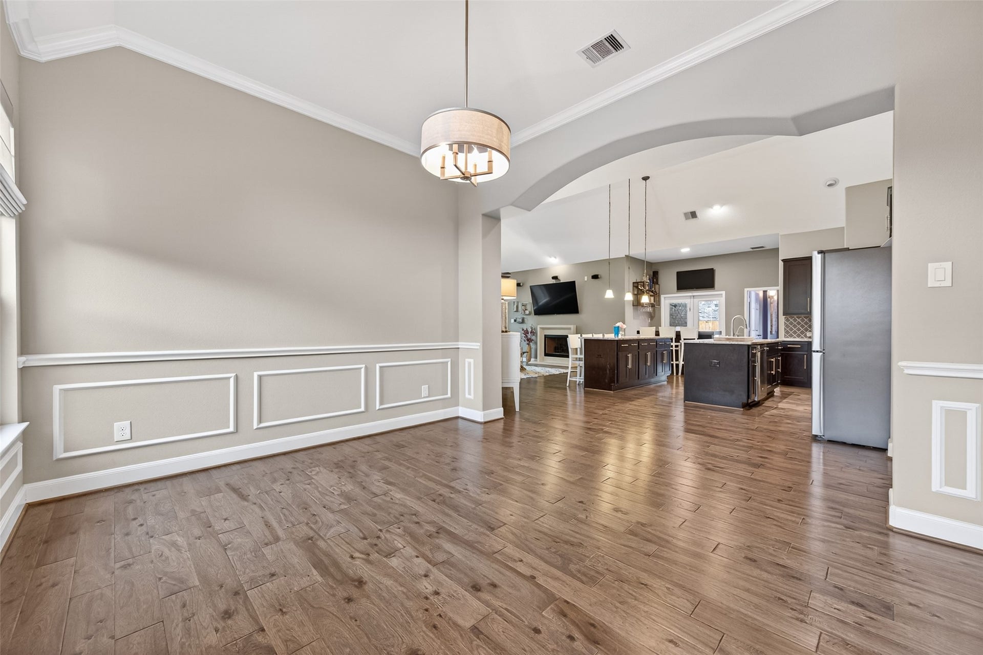 19610 Pecos Bend Court, Cypress, TX 77433 Off to the side of the kitchen is this amazing large formal dining room.