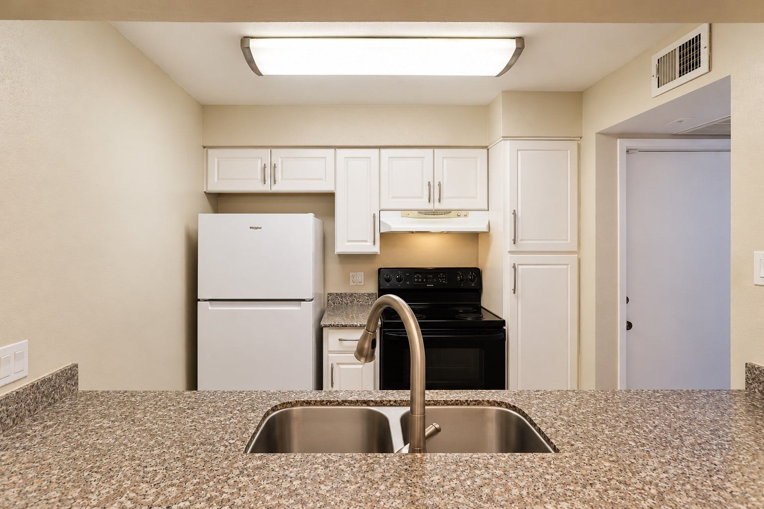 3035 Walnut Bend Lane, #33, Houston, TX 77042 3035 Walnut Bend Lane, #33, Houston, TX 77042