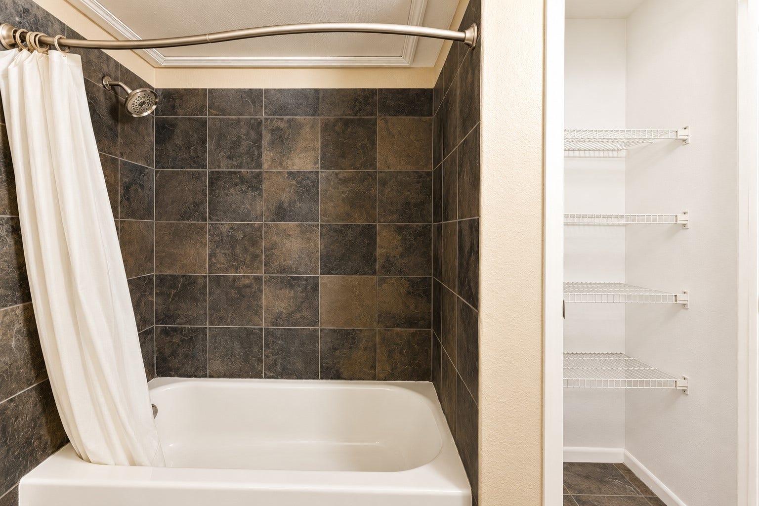 3035 Walnut Bend Lane, #33, Houston, TX 77042 3035 Walnut Bend Lane, #33, Houston, TX 77042