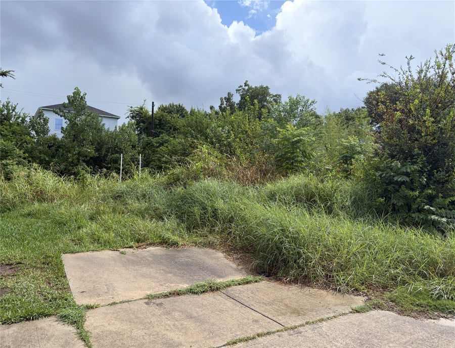 Property photo for 3323 Kelton Street, Houston, TX