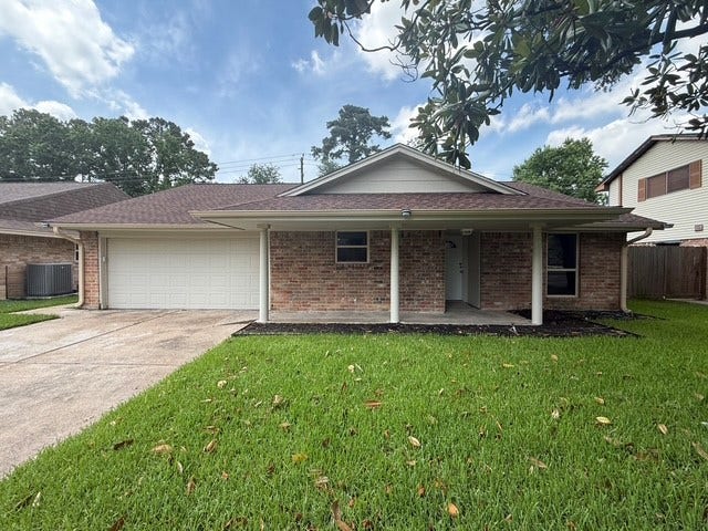 Property photo for 12839 LABELLE Lane, Houston, TX