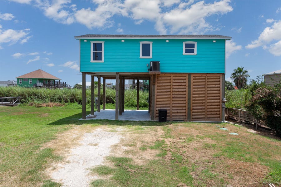 Property photo for 1938 Moms Road, Port Bolivar, TX