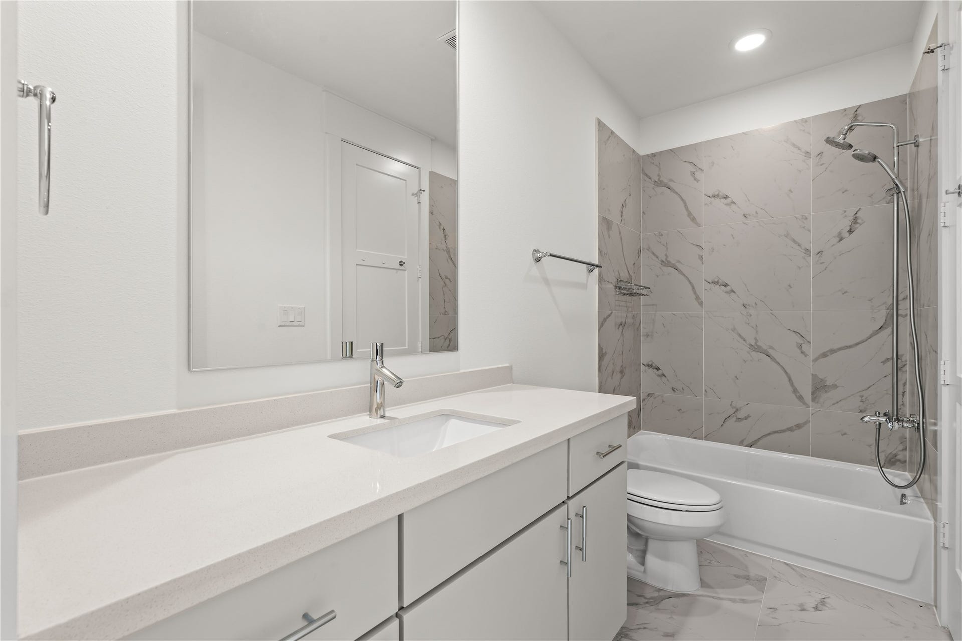 9811 Finch Falls Lane, Houston, TX 77080