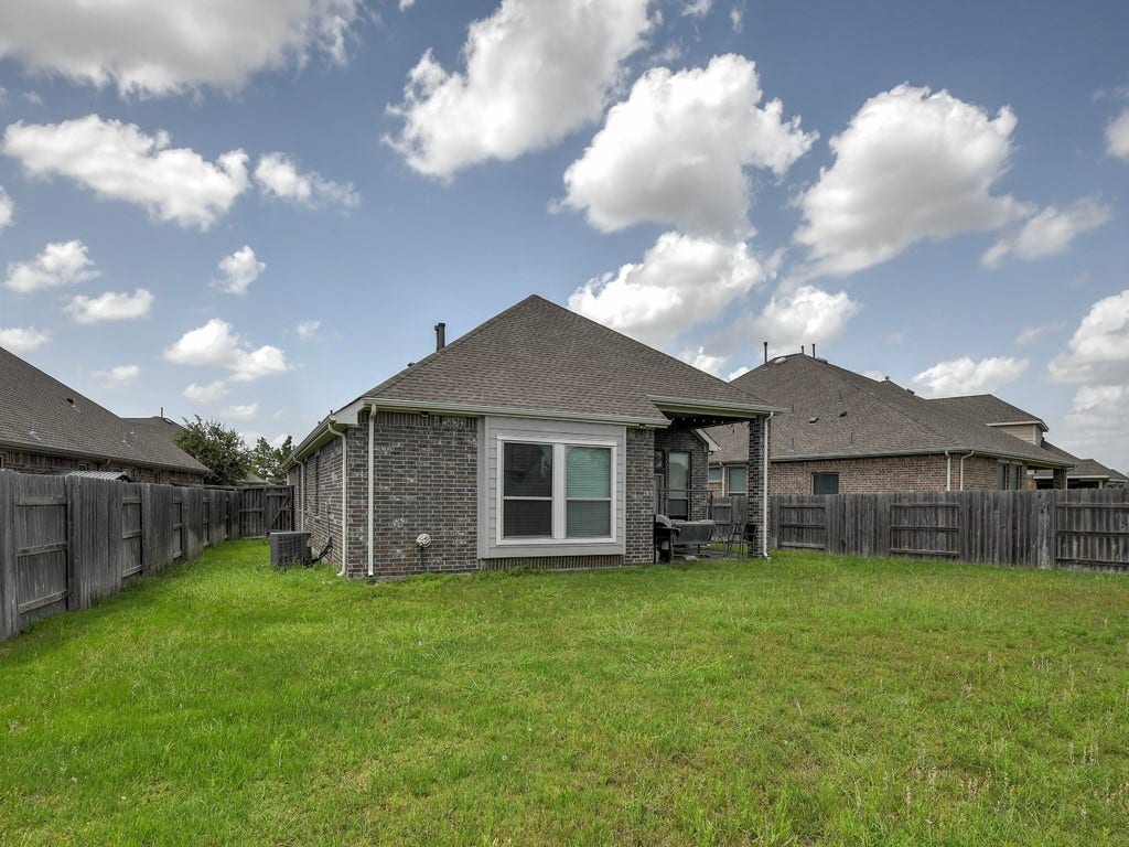 6127 Rosehill Harvest Loop, Katy, TX 77493 Great backyard space