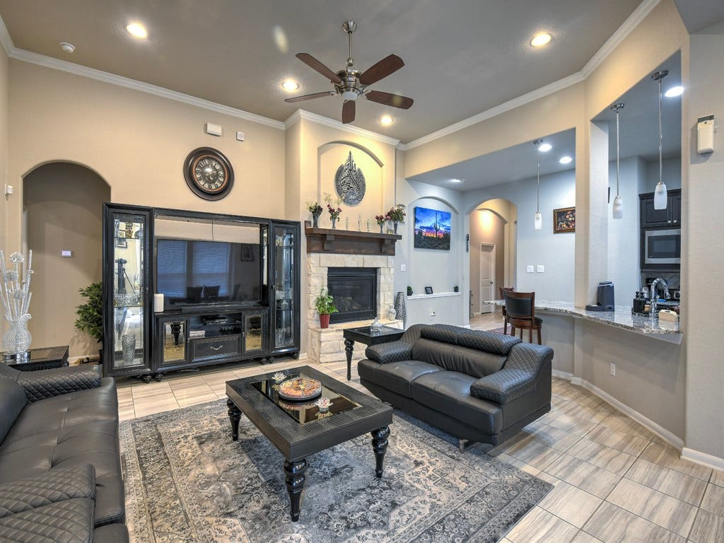 6127 Rosehill Harvest Loop, Katy, TX 77493 Living room