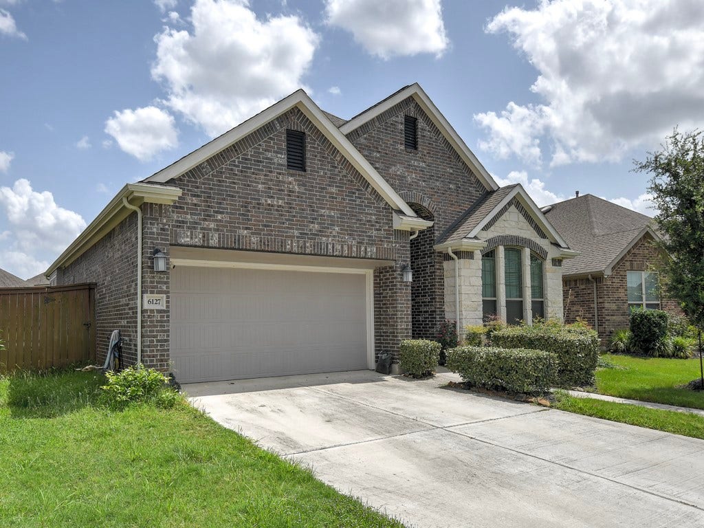 6127 Rosehill Harvest Loop, Katy, TX 77493 Welcome home