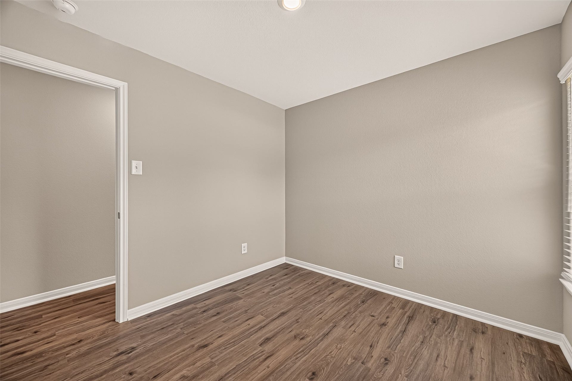 25405 Glacier Lake Drive, Cleveland, TX 77328