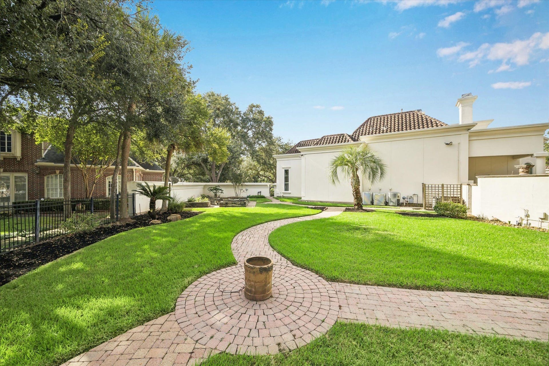 1822 FOREST GATE CIRCLE, Sugar Land, TX 77479 1822 FOREST GATE CIRCLE, Sugar Land, TX 77479