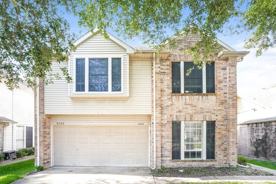Property photo for 4255 Gypsy Pops Drive, Pasadena, TX