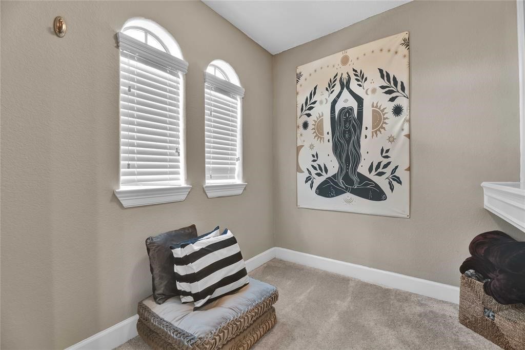 14502 San Pietro Drive, Houston, TX 77070 Sitting area in Primary Bedrooom!