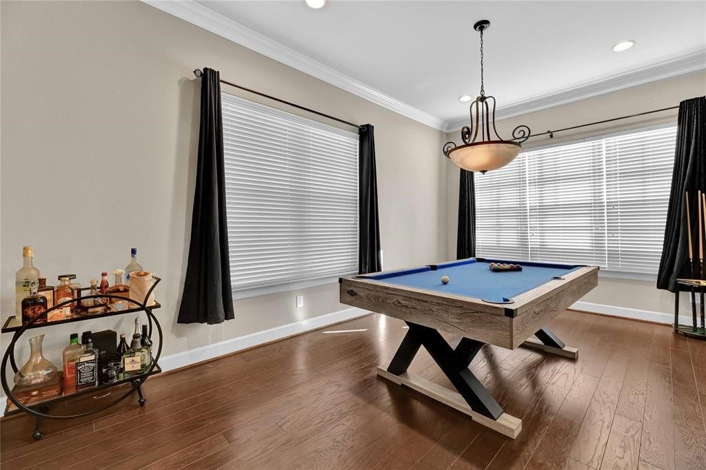 14502 San Pietro Drive, Houston, TX 77070 Capable of accommodating a large dining room table!