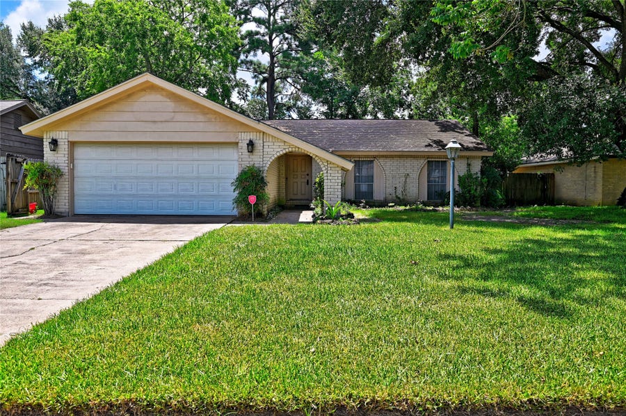 Property photo for 9515 Rannock Way, Spring, TX