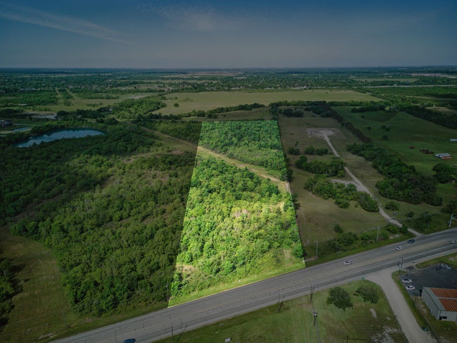 Property photo for 17828 S Highway 35, Pearland, TX