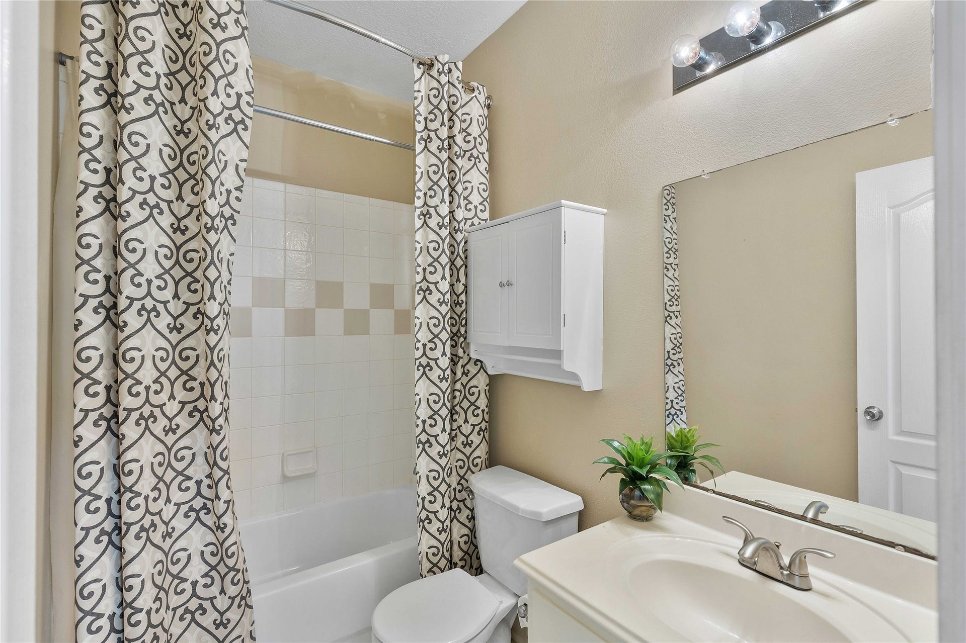 18035 Melissa Springs Drive, Tomball, TX 77375
