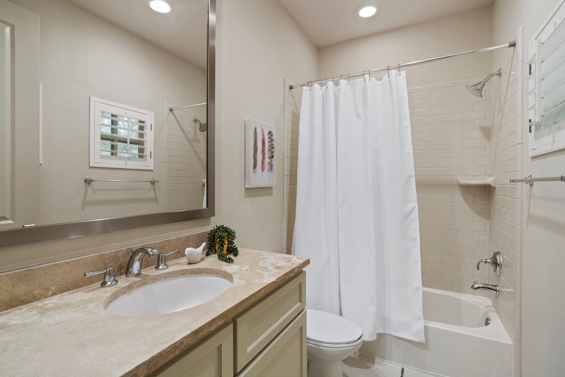 15931 Morgan Street, Sugar Land, TX 77478 The third full bathroom features a shower/tub combination. Bathrooms on every floor the second floor features a half bath, with full baths located on the first and third floors.