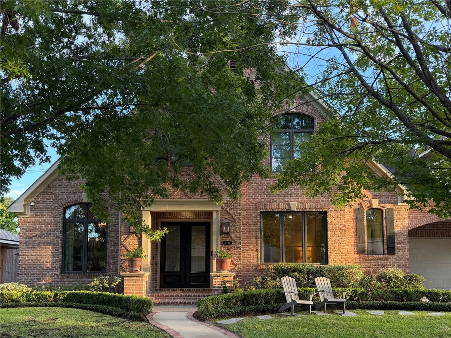 Property photo for 6261 Burgoyne Road, Houston, TX