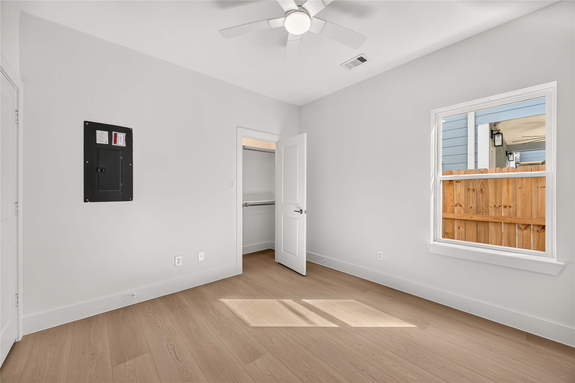 959/961 Ringold Street, #A/B, Houston, TX 77088 959/961 Ringold Street, #A/B, Houston, TX 77088