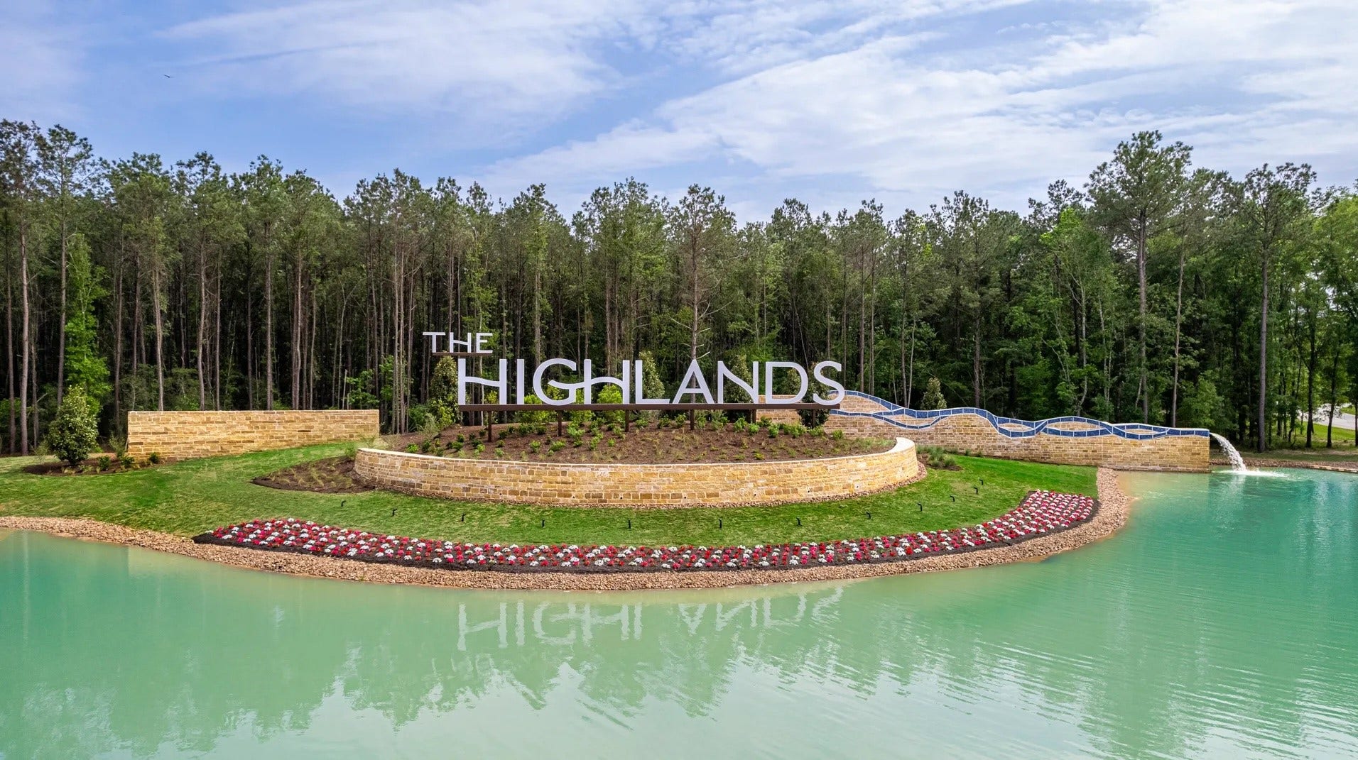 9114 Petroglyph Point Court, Porter, TX 77365 Located in Porter, TX, The Highlands is a 2,300-acre award-winning master-planned community featuring Beazer Homes. A park-like setting surrounded by lush forests.