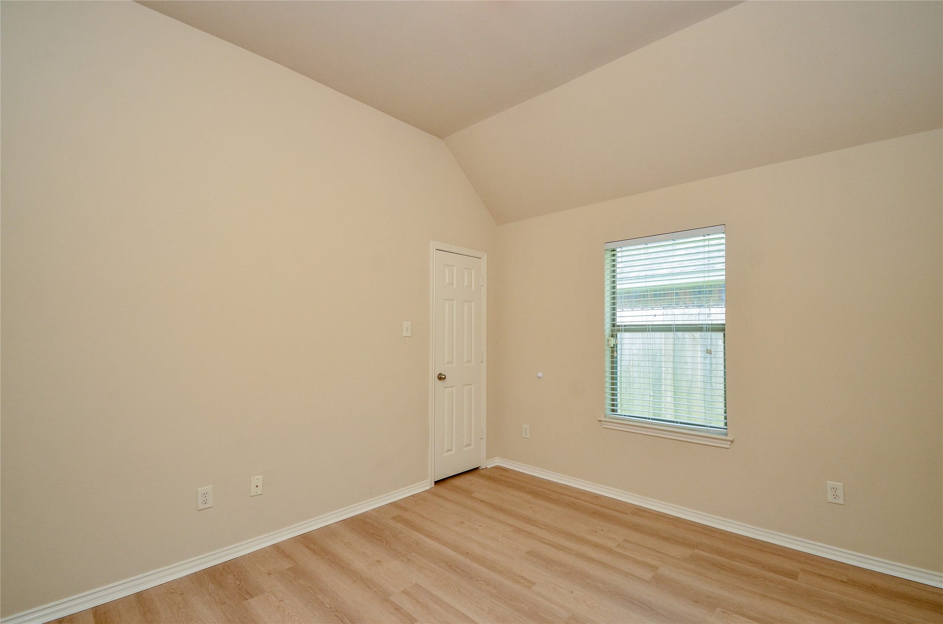 4438 Kirk Manor Court, Fresno, TX 77545 4438 Kirk Manor Court, Fresno, TX 77545