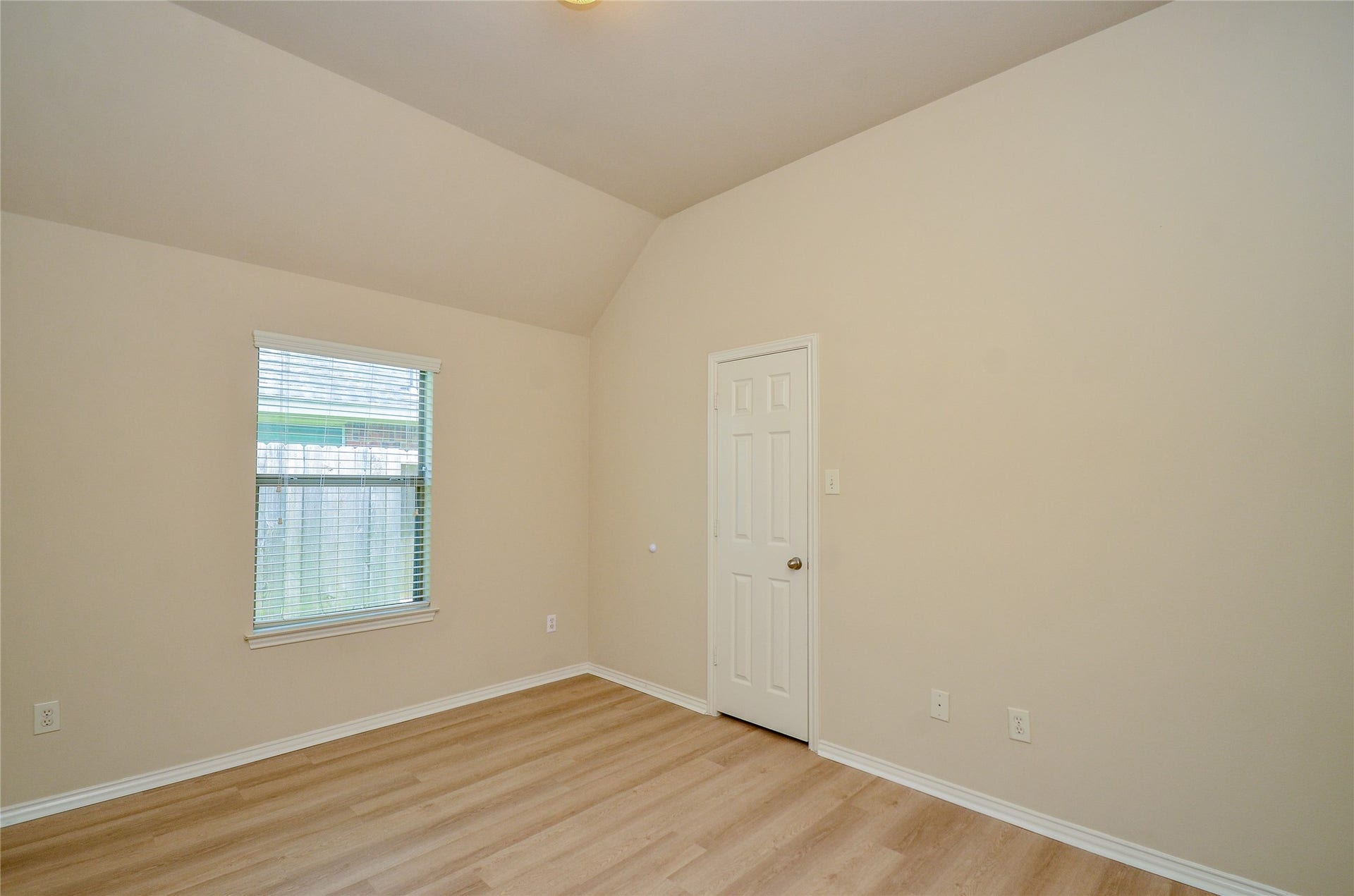 4438 Kirk Manor Court, Fresno, TX 77545 4438 Kirk Manor Court, Fresno, TX 77545