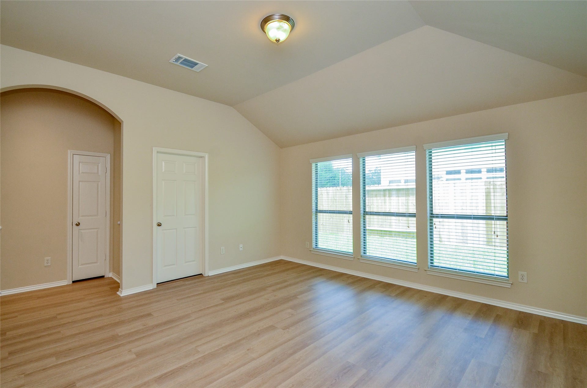4438 Kirk Manor Court, Fresno, TX 77545 4438 Kirk Manor Court, Fresno, TX 77545