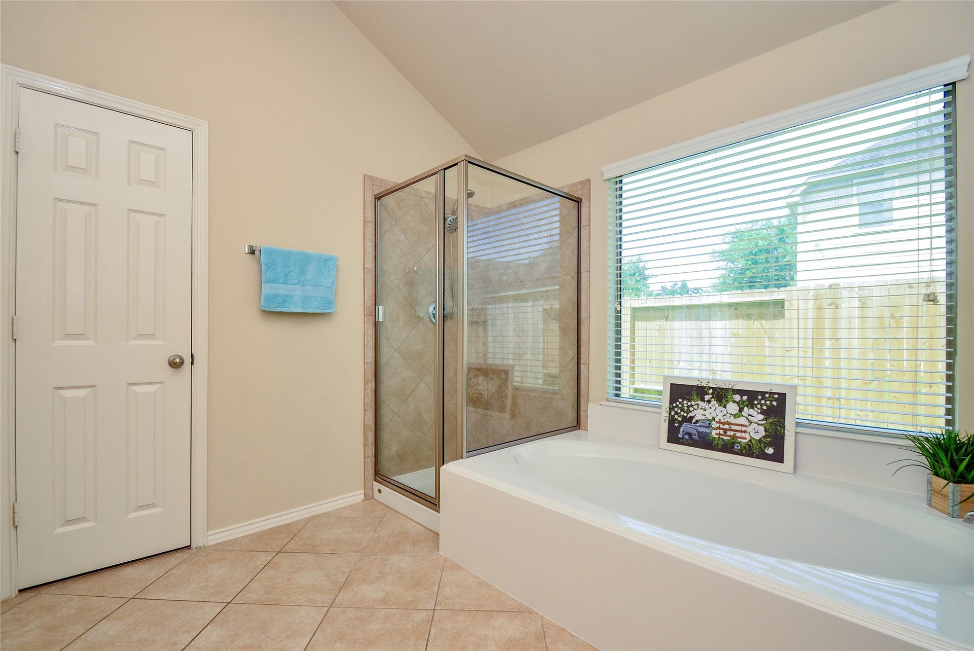 4438 Kirk Manor Court, Fresno, TX 77545 4438 Kirk Manor Court, Fresno, TX 77545
