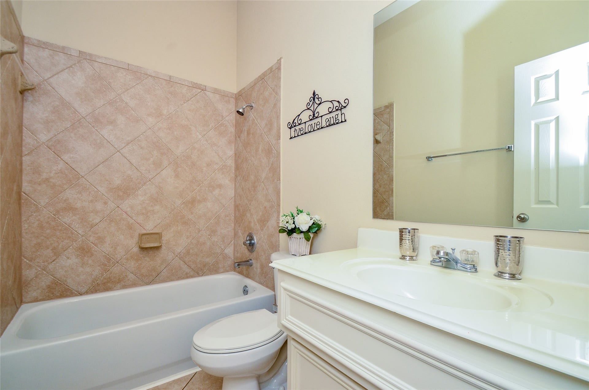 4438 Kirk Manor Court, Fresno, TX 77545 4438 Kirk Manor Court, Fresno, TX 77545