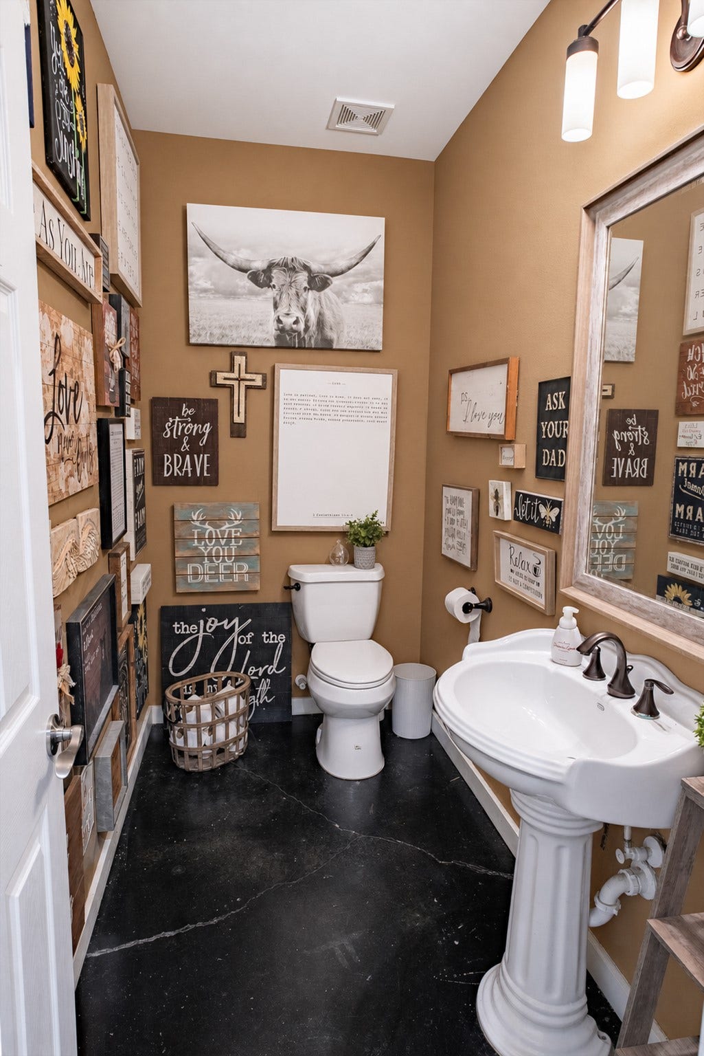 4924 County Road 819, Brazoria, TX 77422 Half Bath