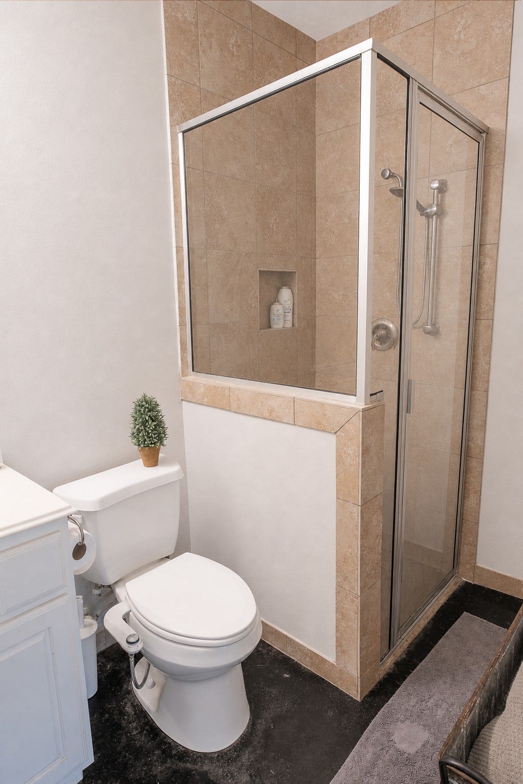 4924 County Road 819, Brazoria, TX 77422 Apartment Bath