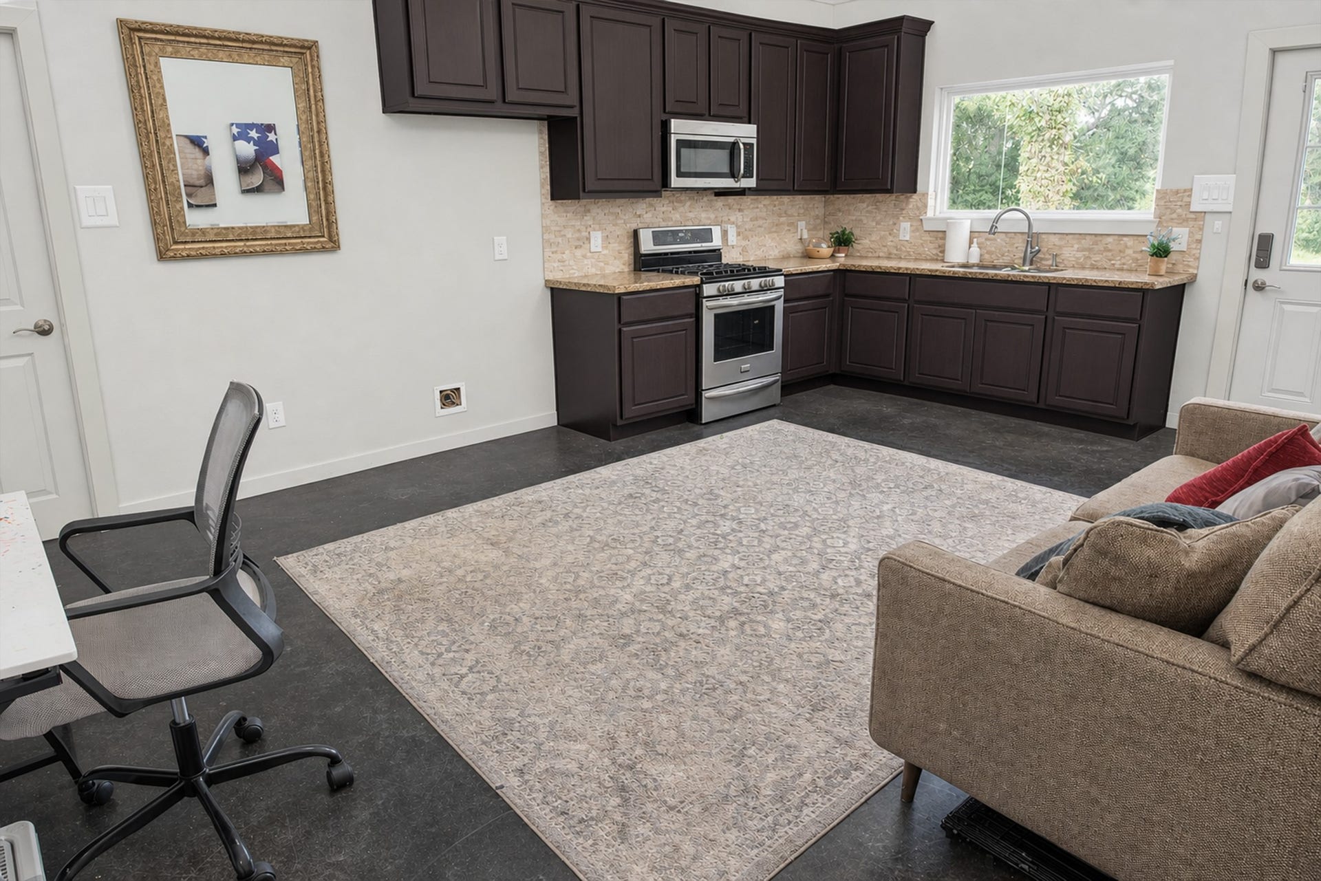 4924 County Road 819, Brazoria, TX 77422 Apartment Living Area and Kitchen