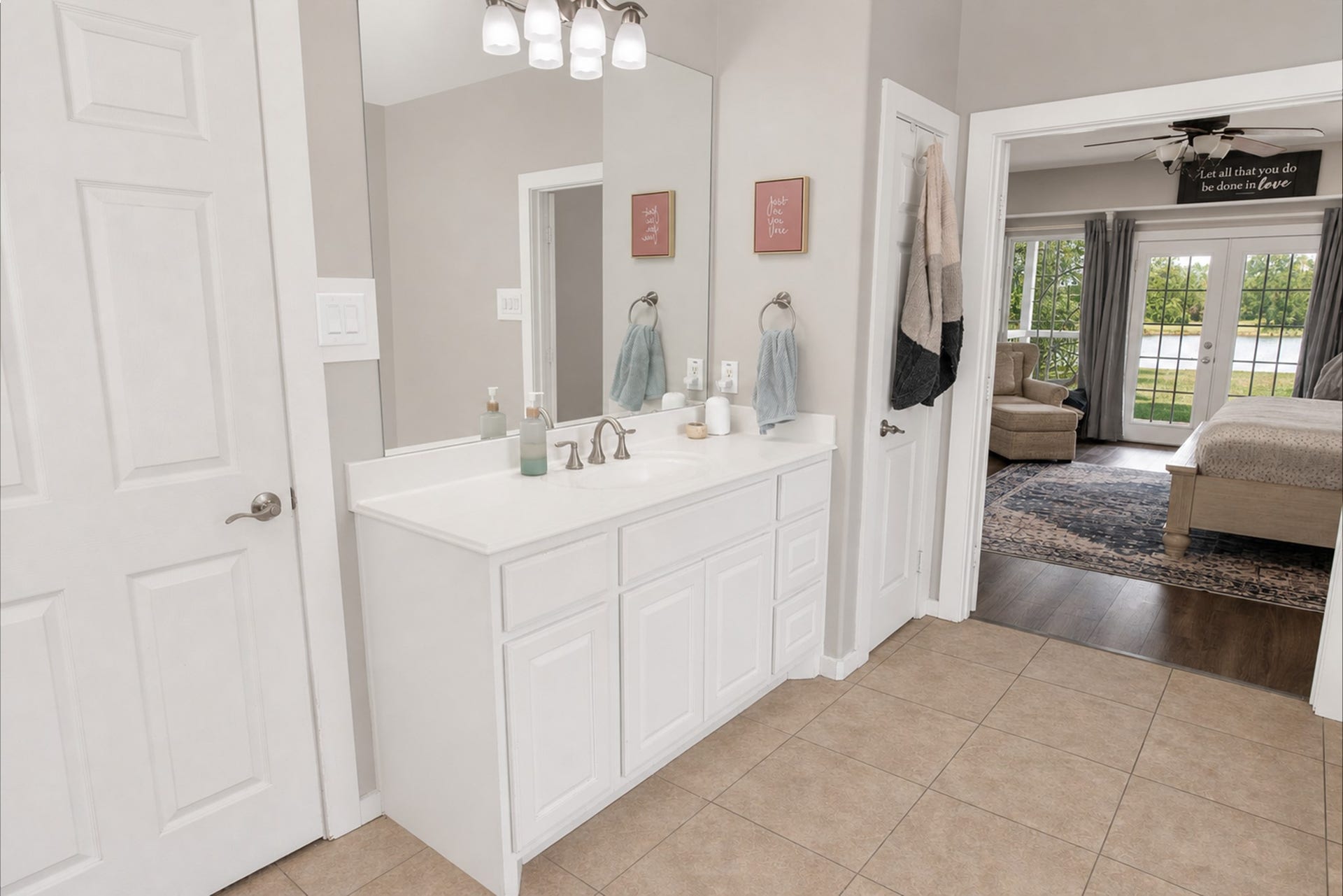 4924 County Road 819, Brazoria, TX 77422 Primary Bath