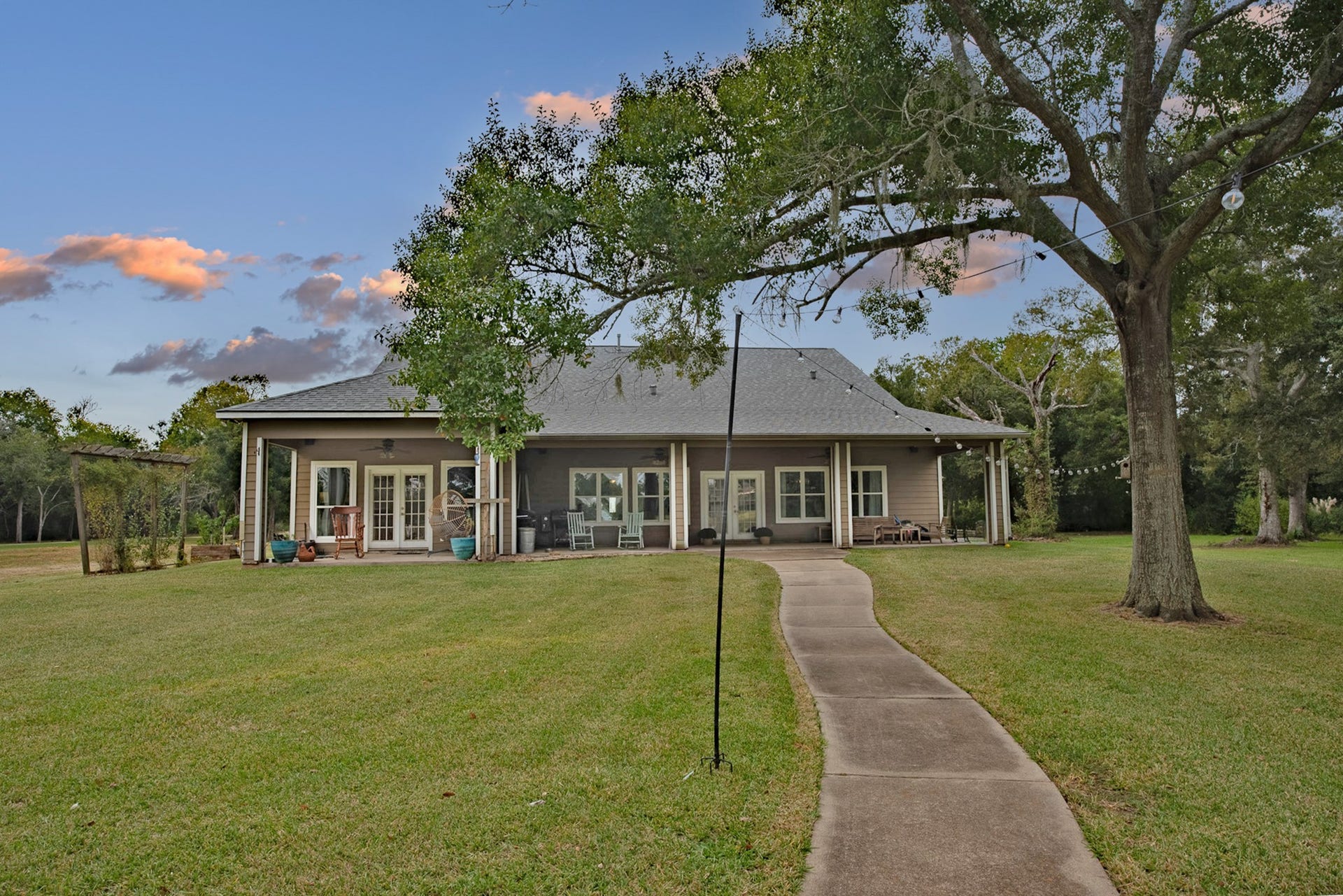 4924 County Road 819, Brazoria, TX 77422 Back of House