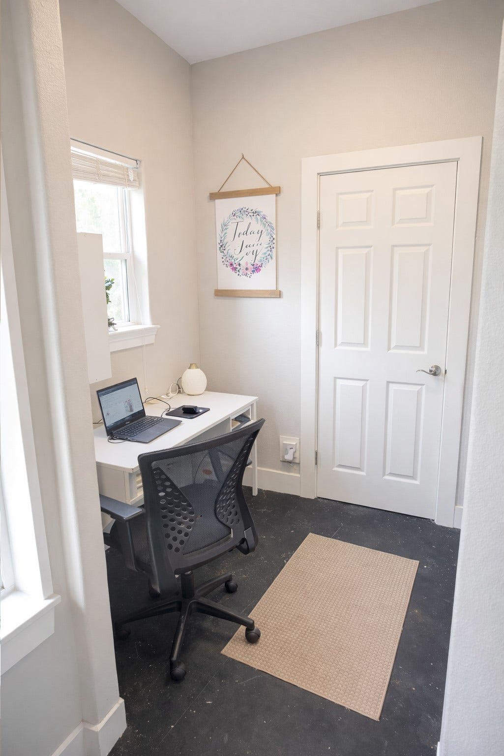 4924 County Road 819, Brazoria, TX 77422 Small Desk Area