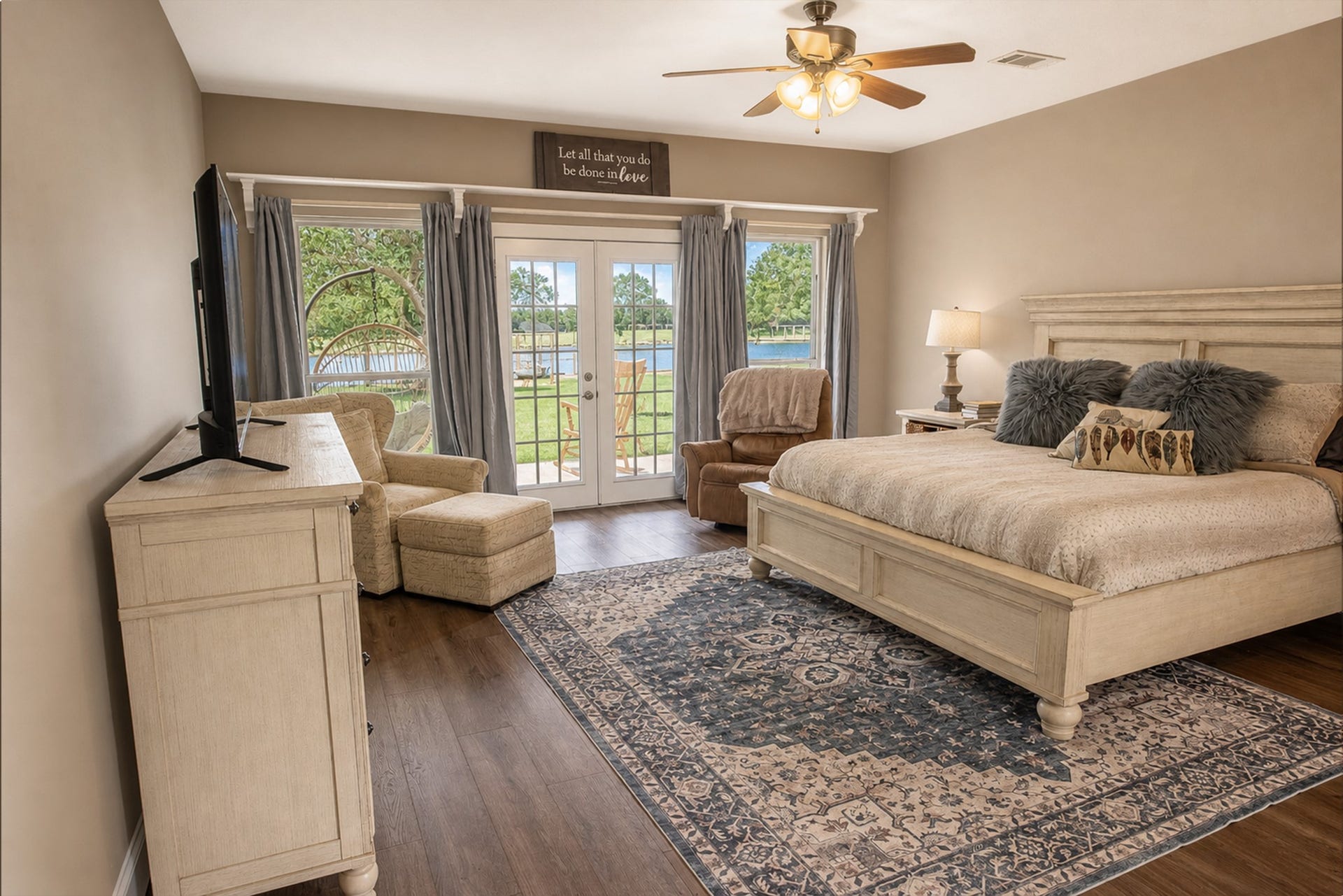 4924 County Road 819, Brazoria, TX 77422 Primary Bedroom