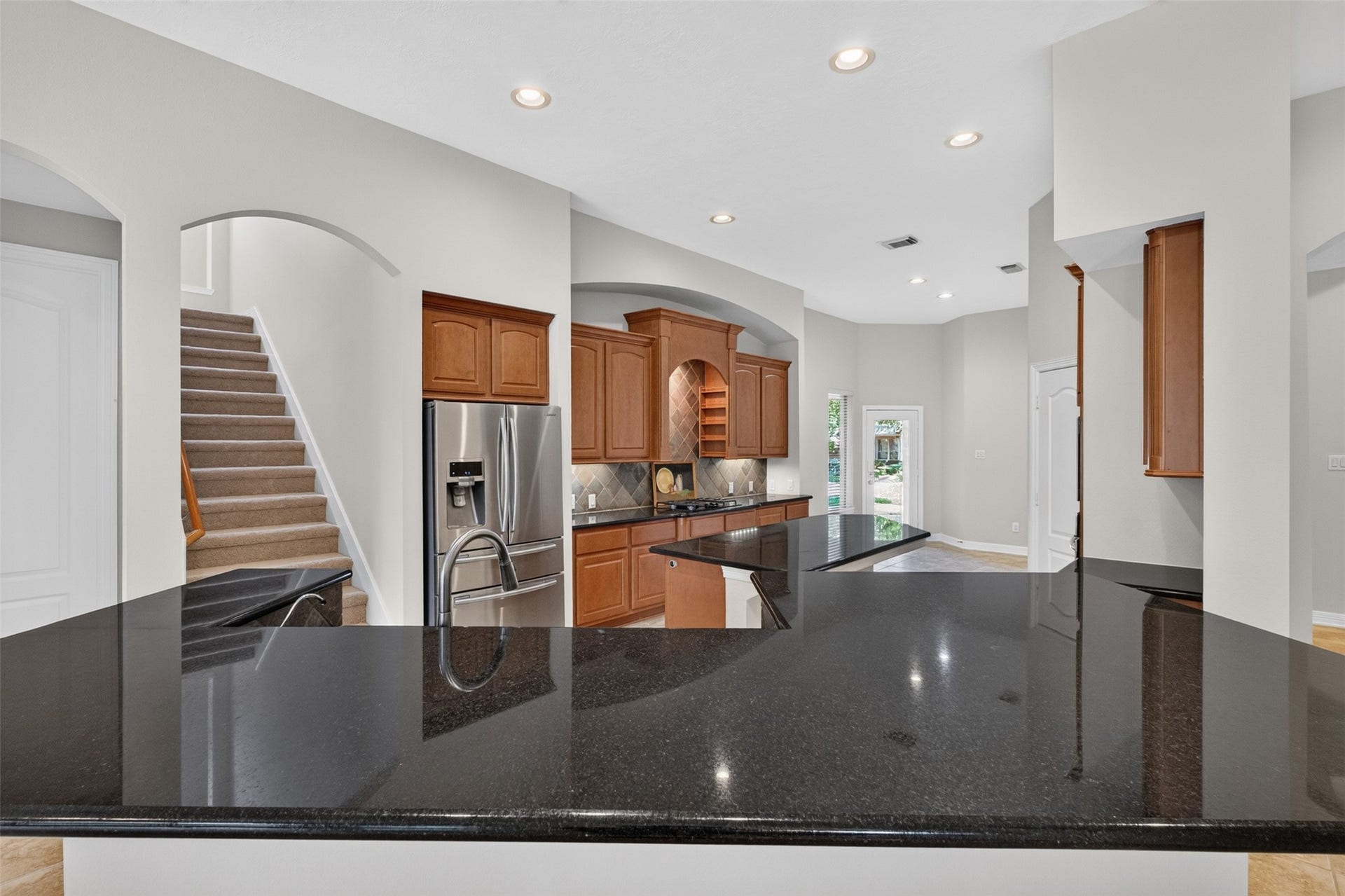 5923 Scarlett Bay Court, Katy, TX 77450 Kitchen