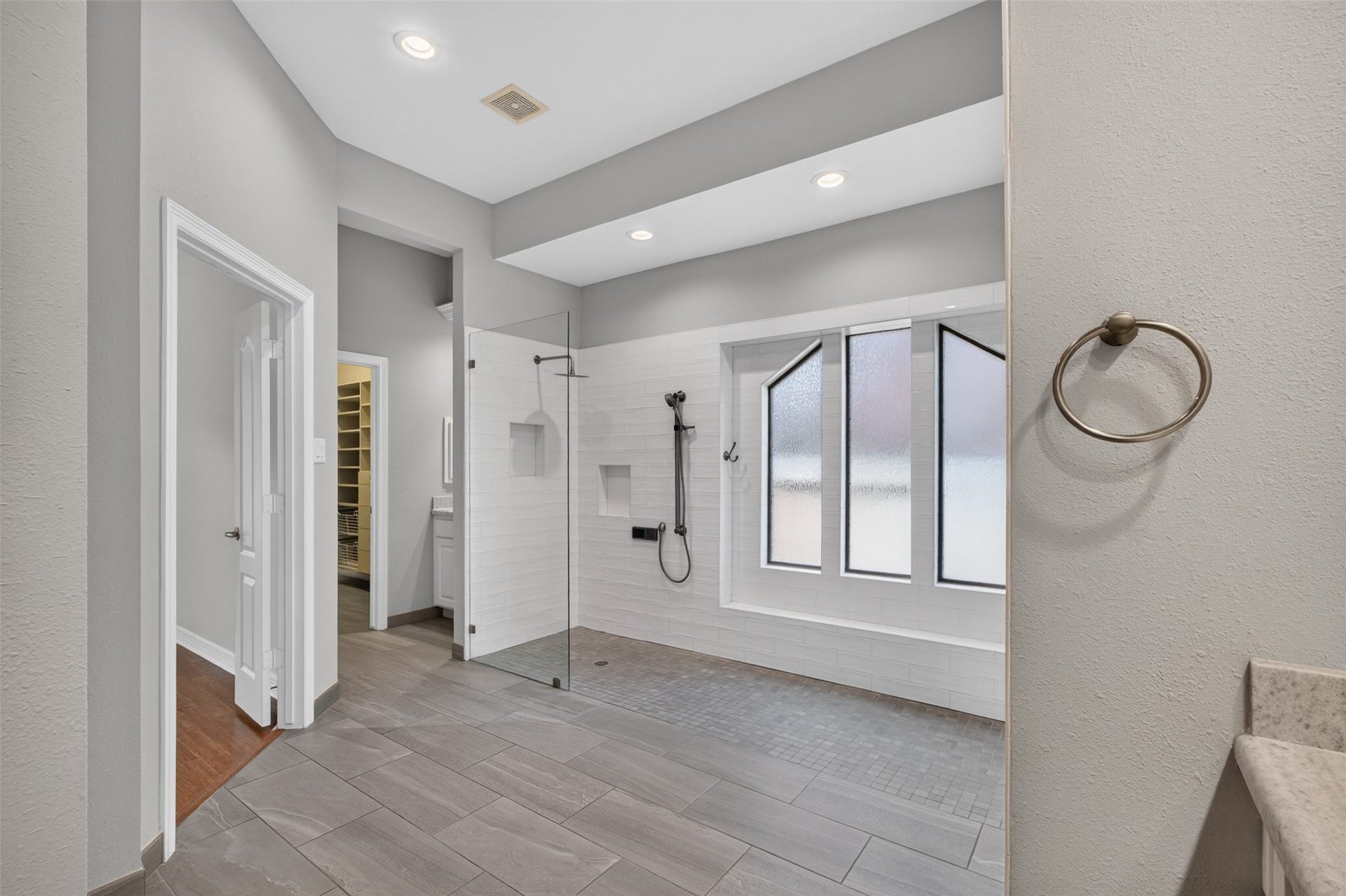 5923 Scarlett Bay Court, Katy, TX 77450 Primary Bath