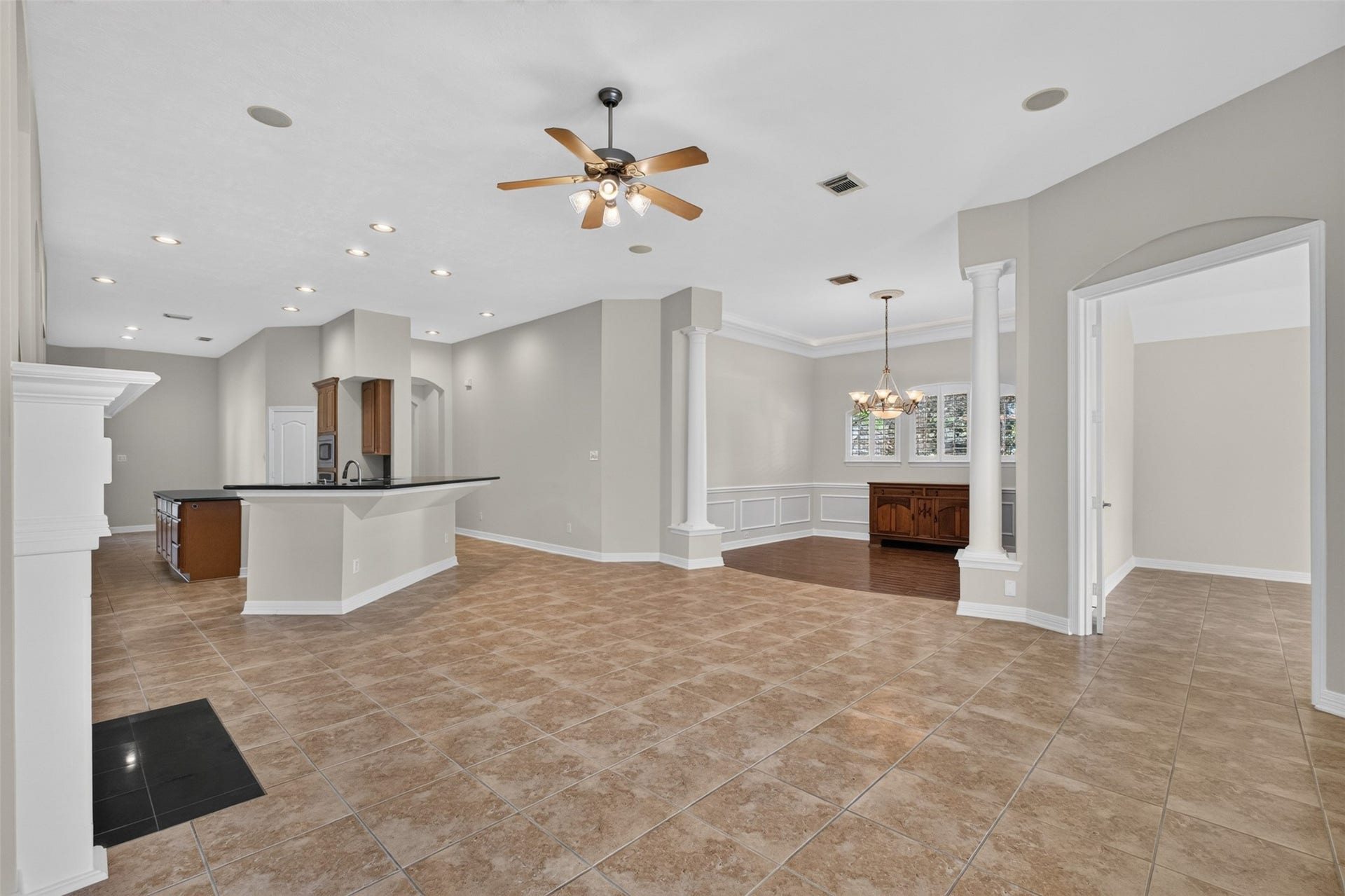 5923 Scarlett Bay Court, Katy, TX 77450 Family room