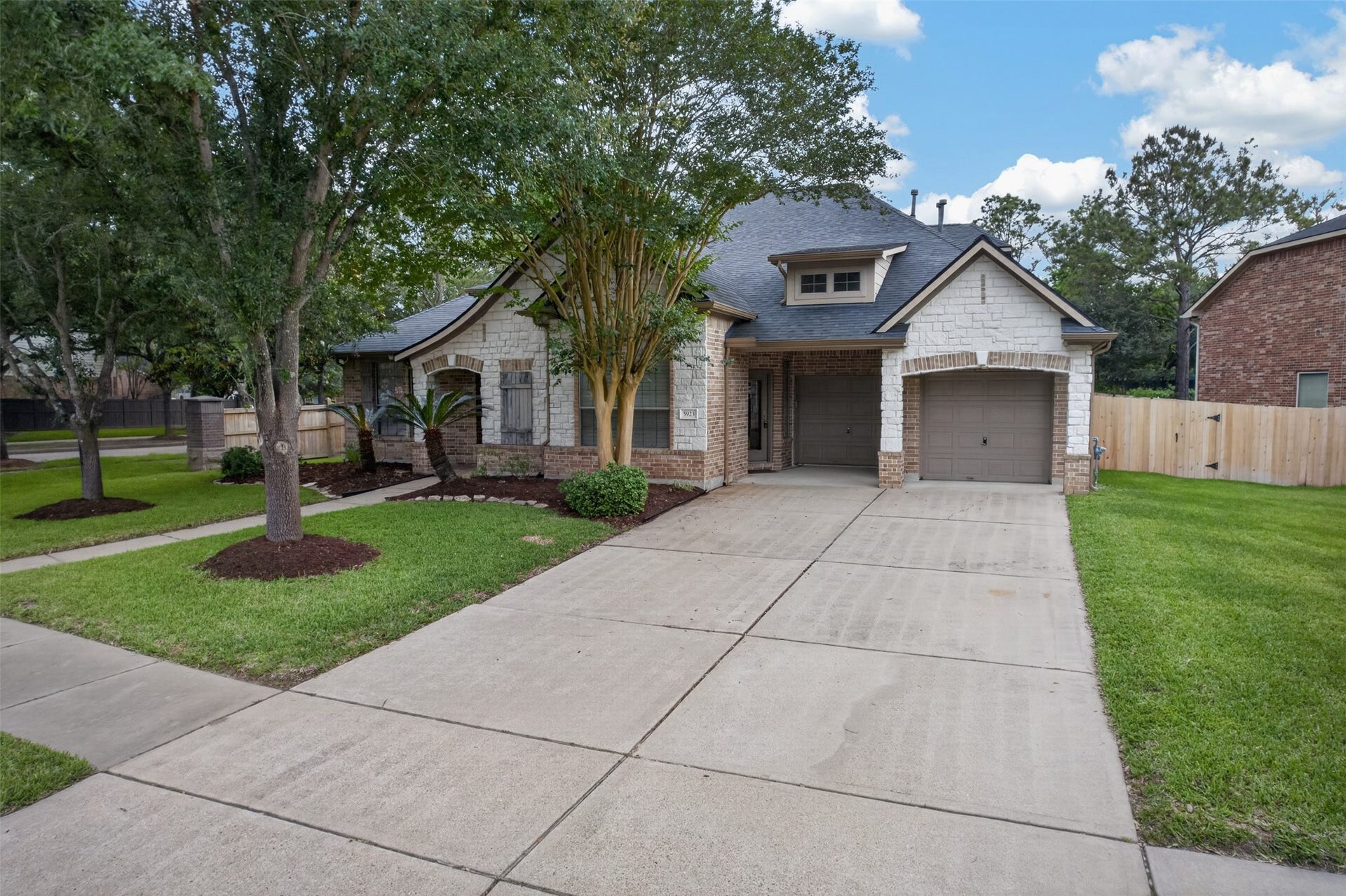 5923 Scarlett Bay Court, Katy, TX 77450 Front