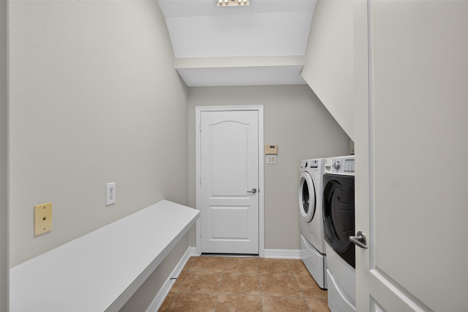 5923 Scarlett Bay Court, Katy, TX 77450 Utility Room