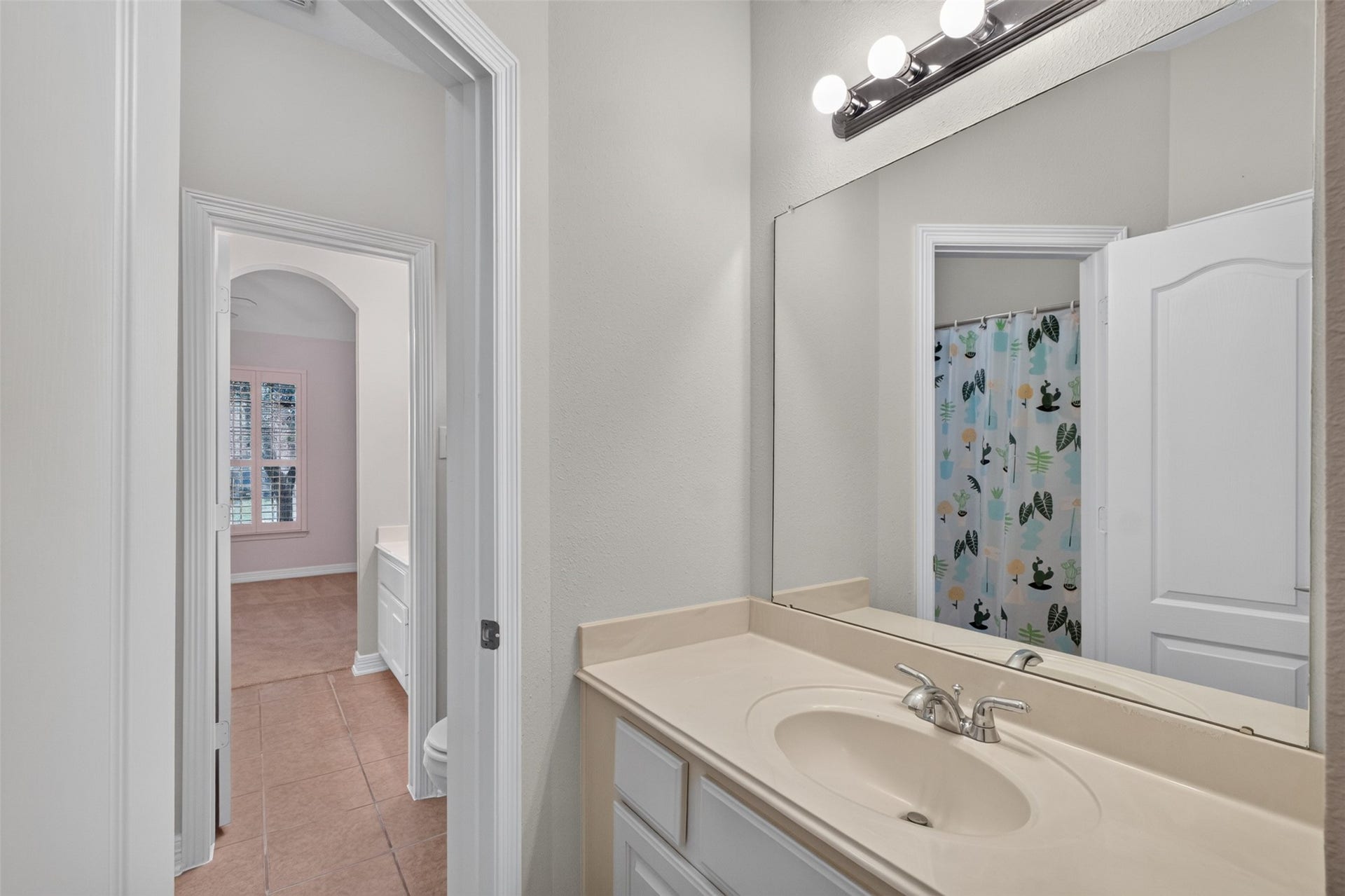 5923 Scarlett Bay Court, Katy, TX 77450 Bath 3
