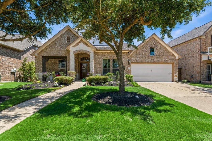 Property photo for 19707 Hubbard Creek Court, Cypress, TX