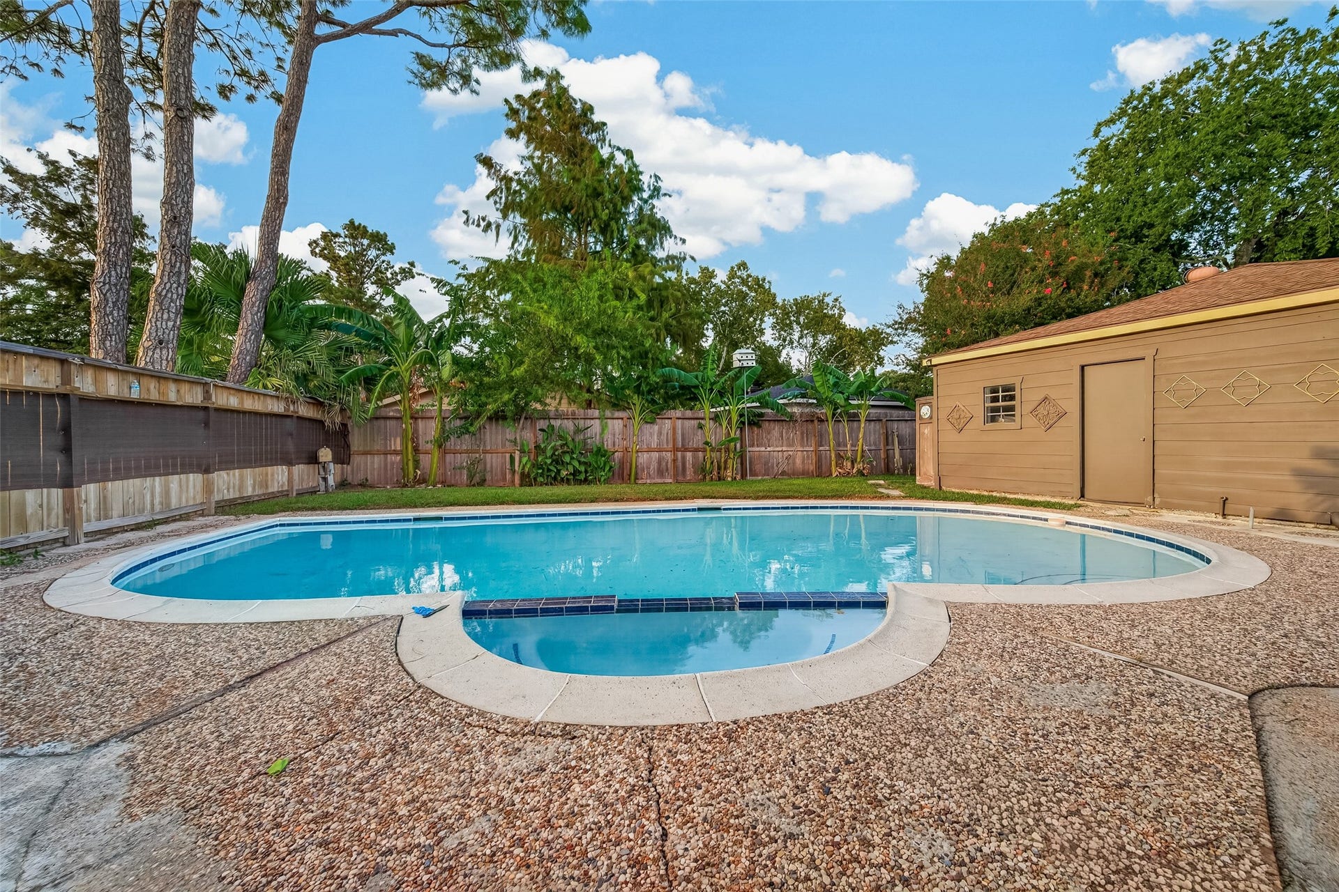 12302 Meadowdale Drive, Meadows Place, TX 77477 12302 Meadowdale Drive, Meadows Place, TX 77477