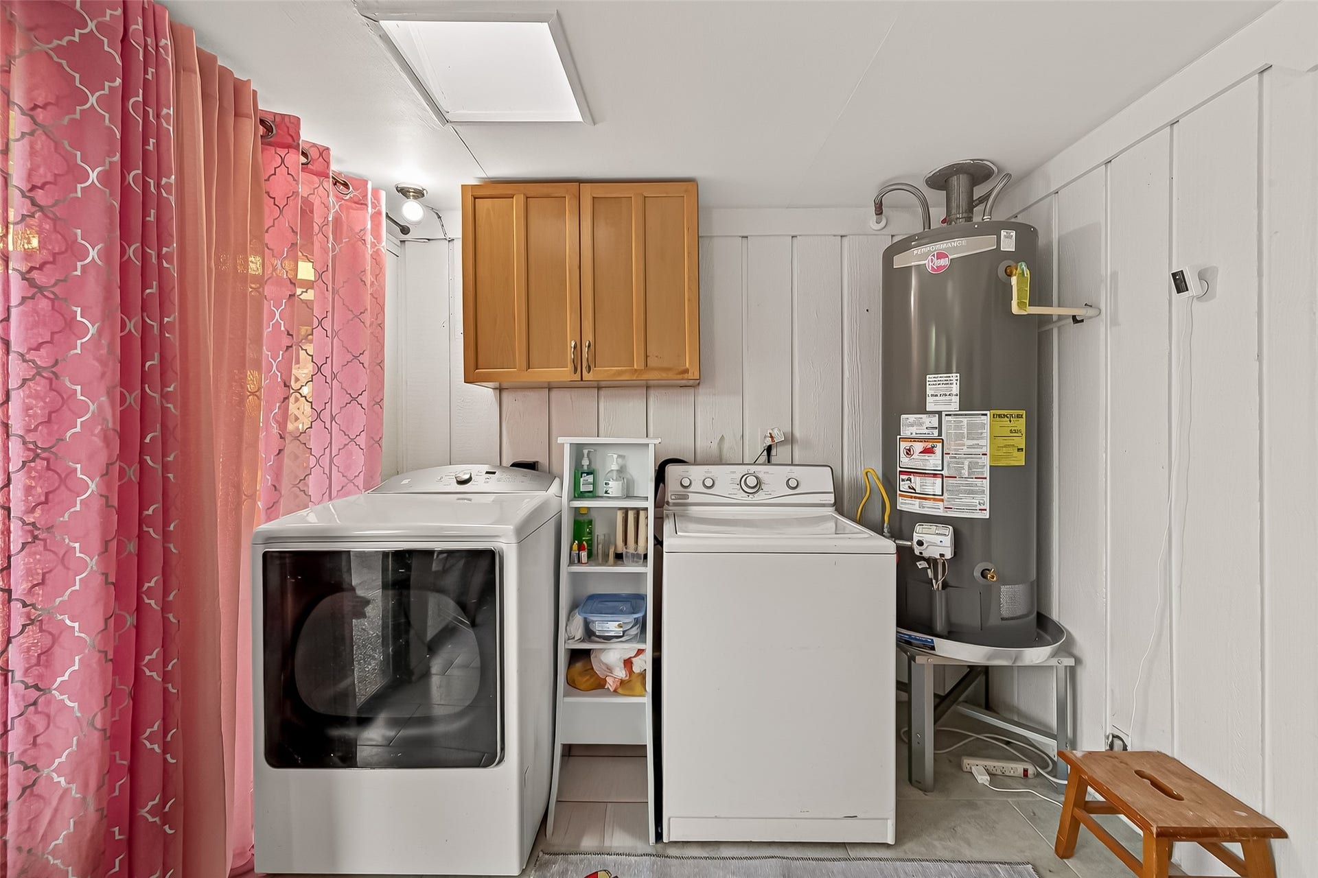 12302 Meadowdale Drive, Meadows Place, TX 77477 12302 Meadowdale Drive, Meadows Place, TX 77477