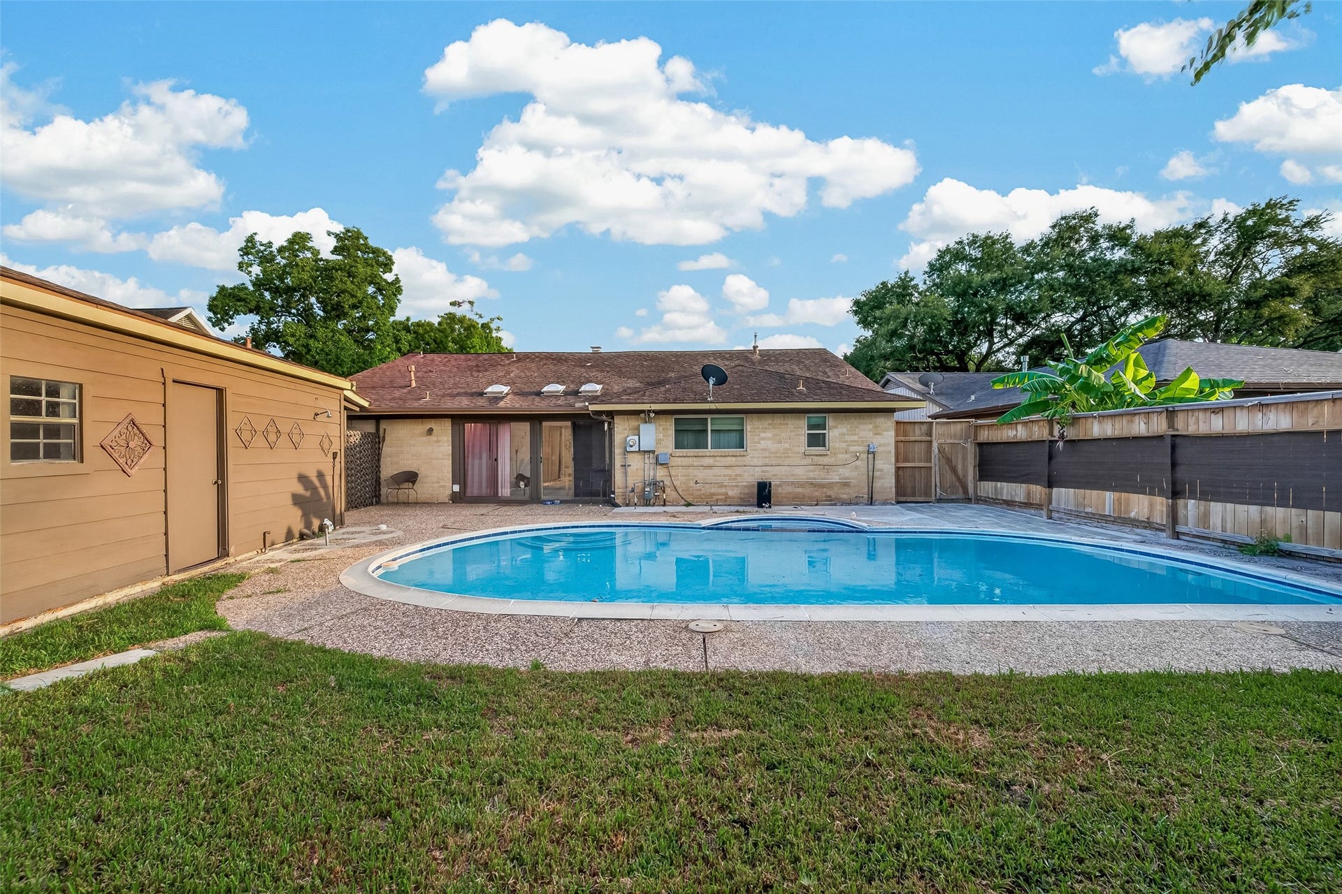 12302 Meadowdale Drive, Meadows Place, TX 77477 12302 Meadowdale Drive, Meadows Place, TX 77477